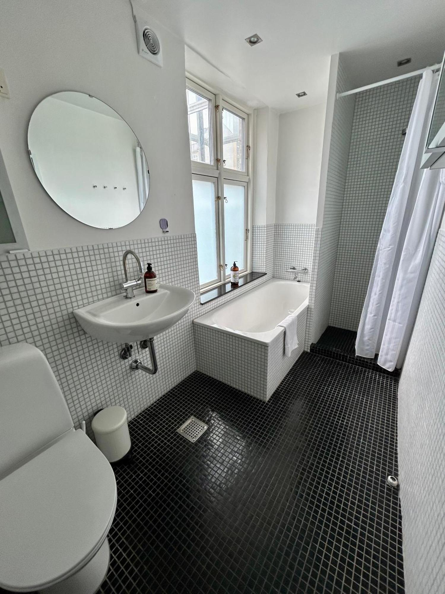 Nyhavn Apartments - Luxurious 3-4 Bedroom Apartments Copenhague Habitación foto